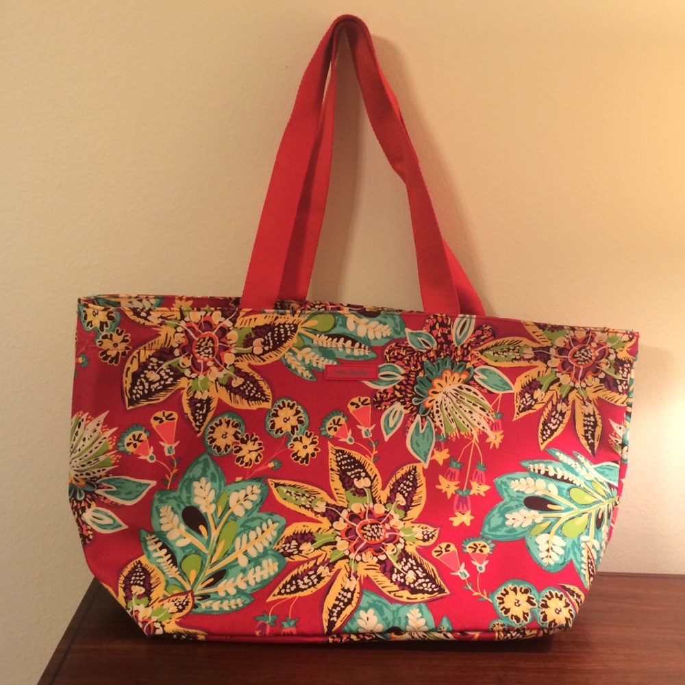 NWOT Vera Bradley drawstring tote